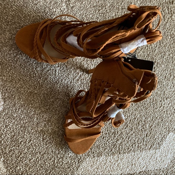 F21 brown lace up sandals - Picture 3 of 6